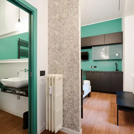 Xenia - Cozy Near Duomo - Porta Romana 아파트 밀라노